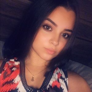 Meet your Posher, Sheila